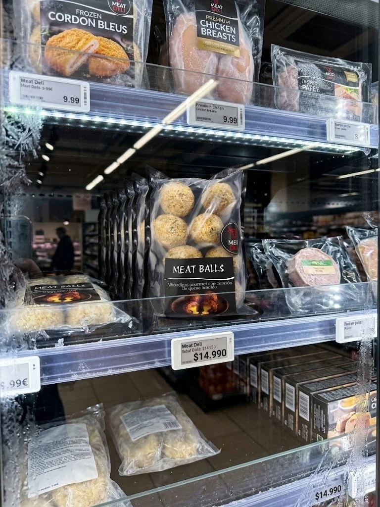 Exhibición en Freezer & Vitrina Meat Deli